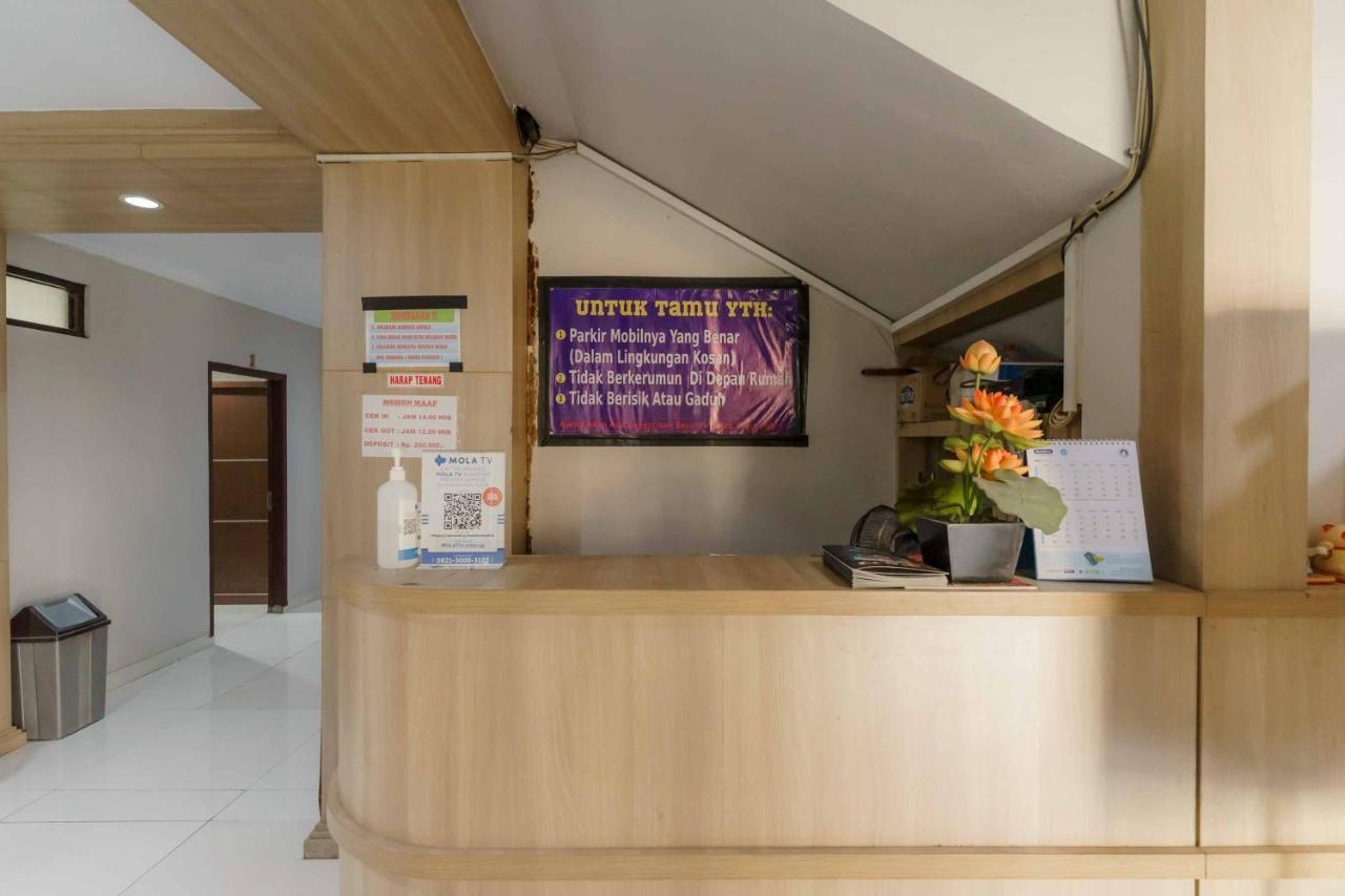 Hotel Koolkost Syariah At Taman Simprug Cikarang Bekasi Exterior foto